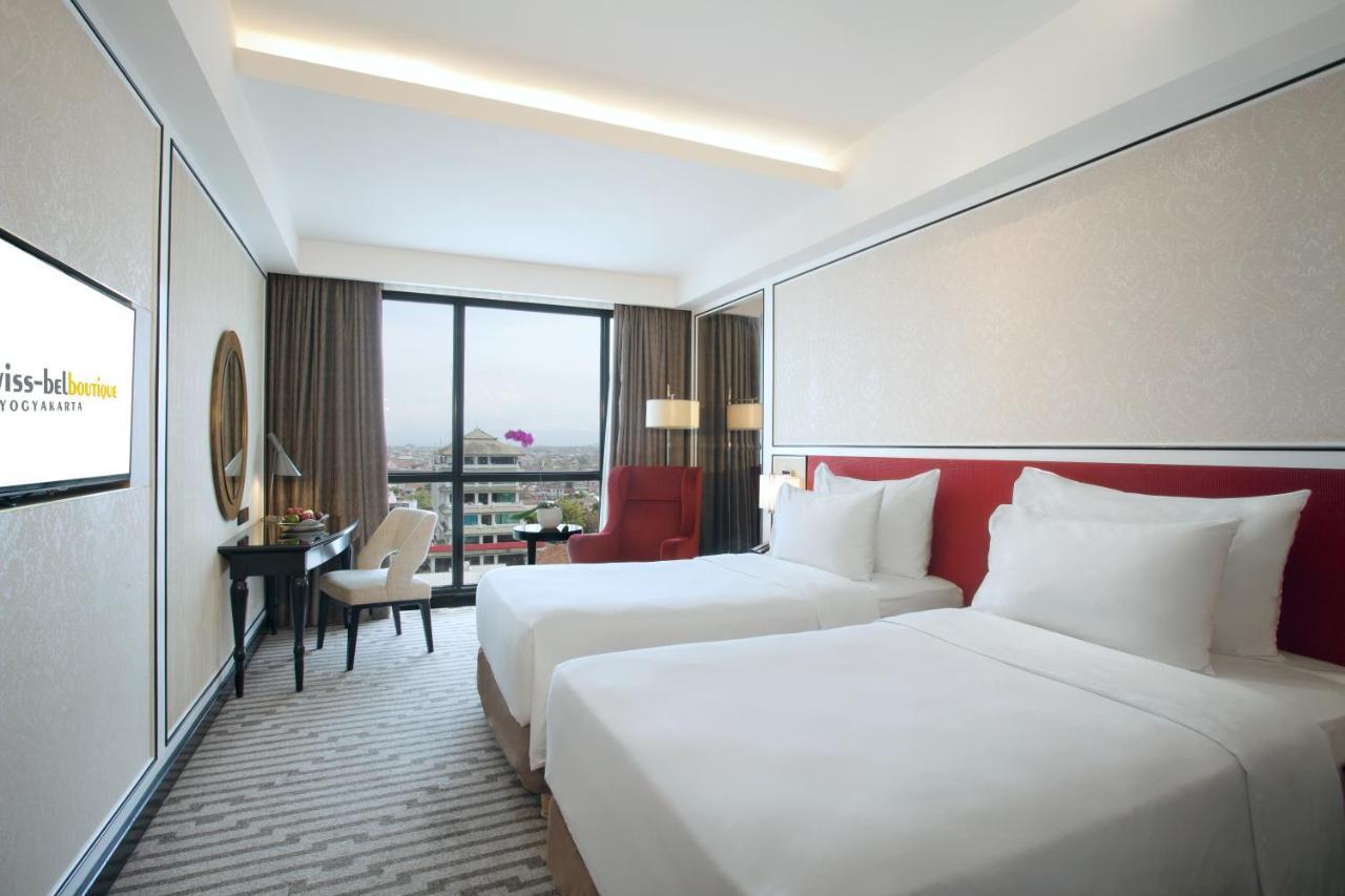 Swiss-Belboutique Yogyakarta Hotel Exterior photo